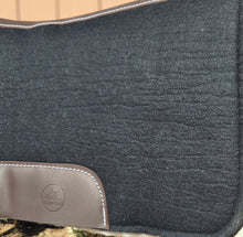 Load image into Gallery viewer, Felt Work Pad
